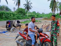 Pererat Kemanunggalan TNI-Rakyat, Kopda Teguh Irawan Giatkan Komsos Humanis di Desa Binaan