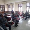 Berikan Motivasi Displin Bekerja, Babinsa Kemlayan Berikan Pembinaan Kepada Linmas