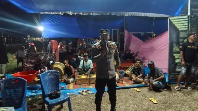 Meriahkan HUT RI ke-81, Kapolsubsektor Rawa Jitu Utara Hadiri Pagelaran Kuda Lumping di Panggung Rejo
