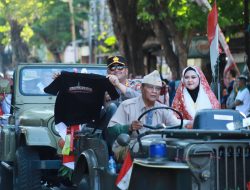Merah Putih dan Mobil Klasik, Kapolres Gresik Ajak Warga Jogo Gresik