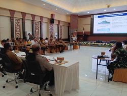 Gubernur Elisa Kambu Perkuat Kolaborasi Lintas Sektor: 1043 Personil Disiapkan Hadapi Tangani Karhutla