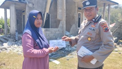 Bintara Polri Angkatan 17 (SDSS) Indonesia Hadir Ditengah-Tengah Masyarakat Terdampak Gempa Bumi Flores