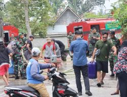 Kodim 0732/Sleman Salurkan Bantuan Air Bersih Kepada Warga Terdampak Kekeringan