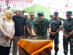 Perkuat Akses Warga, Pangdam II/Swj Tandatangani Prasasti Jembatan Gantung Garuda Merah Putih di OKI