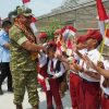 Kasad Tinjau Jembatan Gantung Garuda Di OKU dan Bagikan 1.000 Box Sembako* : “TNI Harus Hadir Menjadi Solusi Di Tengah Kesulitan Rakyat”