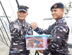 Dua KRI 626 dan 875 dari Papua Barat Daya Berlayar Bawa Bantuan Kemanusiaan untuk Korban Gempa NTT