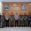 Perkuat Sinergitas TNI-Polri, Danyonif TP 449/SH Kunjungi Polres Sukoharjo