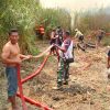 Babinsa, Damkar Dan Masyarakat, Gotong Royong Berhasil Padamkan Api di Kampung Yaba Maru Merauke