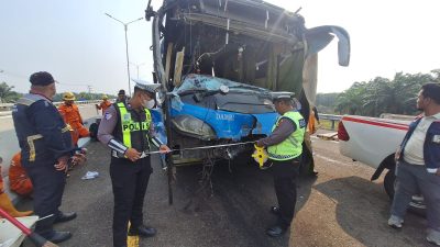 Tabrakan Beruntun di Tol Palembang-Indralaya KM 9, 14 Orang Luka-Luka