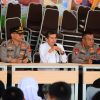 Di Tengah Kabut Asap Karhutla, Brimob Polda Jambi Beri Motivasi serta Perhatian Kesehatan Pelajar Sekolah Rakyat