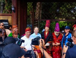 Putri Mahkota Victoria Swedia Kunjungi Lombok Utara
