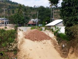 Jembatan Kanca Waworada Rusak Sejak 2023, Warga Langgudu Masih Bertaruh Nyawa