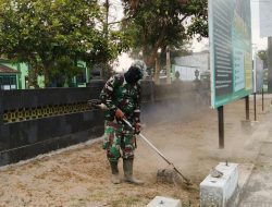 Anggota Kodim Sleman Pelihara Kebersihan Pangkalan