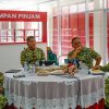 Danrem 143/HO Dampingi Pangdam XIV/Hasanuddin Tinjau Koperasi Desa Merah Putih Punggaloba