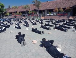 Membangun Ketrampilan Dan Semangat Patriotisme, Siswa SMK N 1 Bulukerto Dilatih TNI