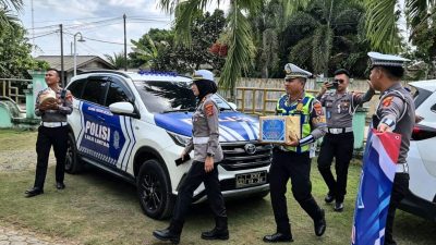 Sambut HUT Lalu Lintas Bhayangkara ke-71, Sat Lantas Polres Mesuji Gelar Bakti Sosial Berbagi Sembako dan Anjangsana Kepada Purnawirawan Polri