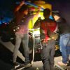 Samapta Polres Lahat Laksanakan Giat Pemadaman Api di Jalan Baru Lahat