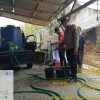 Jajaran Polsek Simpang Pematang Bersama Dealer Honda TDM Salurkan Bantuan Air Bersih ke Warga
