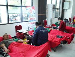 Sambut HUT ke-81 TNI, Korem 143/HO Gelar Bakti Sosial Kesehatan Gratis untuk Masyarakat