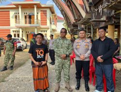 Kapolres Toraja Utara Bersama Dandim 1414/Tator Melayat ke Rumah Duka Korban Penembakan Papua