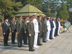 Danrem 143/HO Pimpin Ziarah Nasional dalam Rangka HUT ke-81 TNI di TMP Watubangga