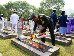 Wakil Panglima TNI Pimpin Ziarah Nasional HUT Ke-81 TNI, Teladani Semangat Juang Para Pahlawan