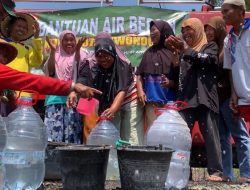 Warga Desa Jimbar Full Senyum Terima Bantuan Air Bersih dari Kodim Wonogiri