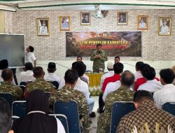 Terjun ke Karang Bintang, Tim Mabes TNI Edukasi Warga Dampak Kesehatan Ekonomi Karhutla