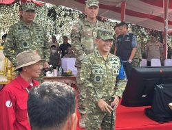 Kasdam II/Swj Dampingi Dankodiklat TNI Tinjau Latgabma Super Garuda Shield 2026 Materi Airbone di Puslatpur Kodiklatad Baturaja