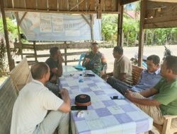 Eratkan Kebersamaan, Babinsa Ingatkan Pentingnya Gotong Royong