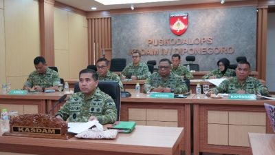 Kasdam IV/Diponegoro Ikuti Vicon Bersama Wapang TNI Bahas Perkembangan KDKMP