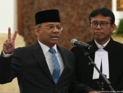 Suahasil Nazar Resmi Ucapkan Sumpah Jabatan sebagai Menteri Keuangan di Kabinet Prabowo