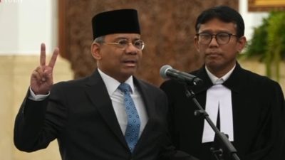 Suahasil Nazar Resmi Ucapkan Sumpah Jabatan sebagai Menteri Keuangan di Kabinet Prabowo