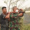 Kasdam XXII/TB Tinjau Langsung Penanganan Karhutla di Km 21 Palangka Raya