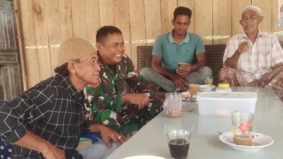 Babinsa Pererat Silaturahmi di Tengah Masyarakat