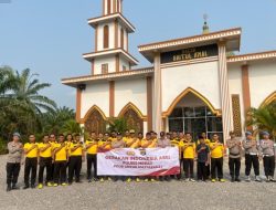Dipimpin Kabag SDM, Polres Mesuji Laksanakan Kegiatan Indonesia Asri di Masjid Baitul A’mal