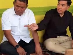 Wapres Gibran Salat Jumat Bersama Warga Terdampak Banjir Bandang di Solok