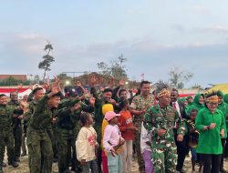 Tawa Ceria Prajurit Marinir dan Anak-Anak Deiyai Semarakkan HUT TNI ke-81