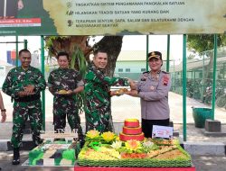 Bikin Haru! Kapolres Boyolali Datang Bawa Tumpeng, Kejutkan Dandim di HUT ke-81 TNI