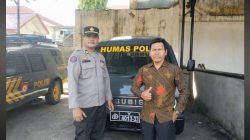 Kasi Humas Polres Muara Enim Kompol RTM Situmorang Terima Kenaikan Pangkat Pengabdian, Ini Momen Haru Saat Jabat Tangan dengan Kapolres Hendri Syaputra