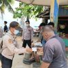 Polsek Sorong Kepulauan Bagikan Masker, Imbau Warga Jaga Kesehatan
