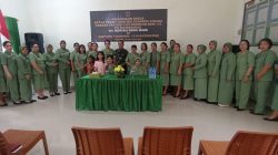 Pererat Silaturahmi dan Pembinaan Anggota, Ketua Persit KCK Cabang LXII Kodim 1310/Bitung Ny. Meryah Dewa Made Kunjungi Ranting 5 Dimembe dan Ranting 2 Bitung