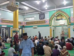 Jumat Keliling, Kapolsek Sorong Kepulauan Ajak Warga Bersama Jaga Kamtibmas
