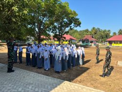 Selain Kegiatan Fisik dan Non fisik, Satgas TMMD 130 Kodim 1416/Muna Juga Latih PBB Siswa-siswi SMU 1 Kabawo