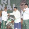 Apel HSN 2026, PKB Berikan Bantuan Mobil Ambulans dan Dana Pesantren