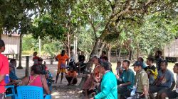 Satgas TMMD ke-130 Kodim 1808/Mansel, Sosialisasikan Bahaya Karhutla Kepada Warga Kampung Yamboi