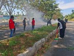 Satgas TMMD ke-130 Bersama Masyarakat Bersihkan Lingkungan, Dansatgas: Kebersihan Sebagian dari Iman