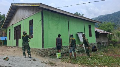 Kampung Yamboi Dihijaukan Oleh Tim Satgas TMMD ke-130 Kodim 1808/Mansel, Hidupkan Suasana Asri dan Nyaman
