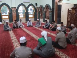 Subuh Keliling, Kapolres Toraja Utara Ajak Warga Jaga Kamtibmas dan Manfaatkan Layanan 110