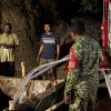 Peduli Kesulitan Warga, Babinsa Koramil 06/Batuwarno Bersama Relawan Salurkan Bantuan Air Bersih di Ronggojati
